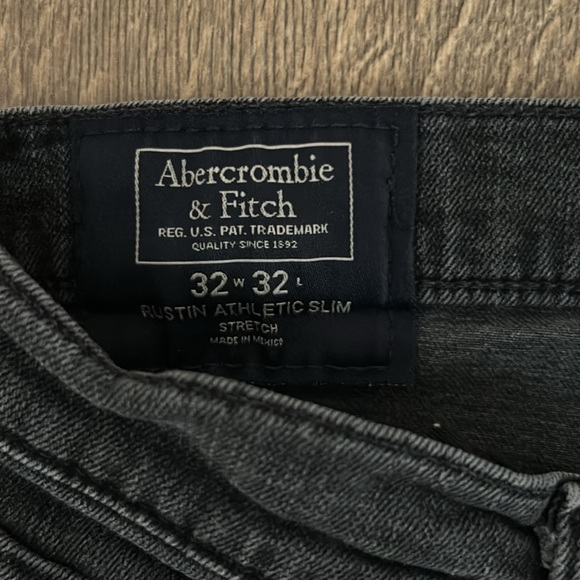 Mens Abercrombie jeans - Picture 2 of 10